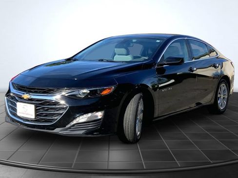 Used 2021 Chevrolet Malibu LT FWD image 4