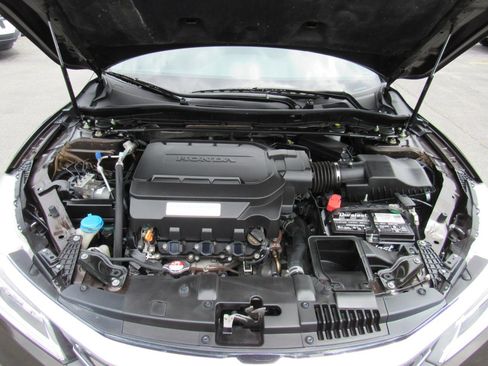 Used 2016 Honda Accord Touring image 41