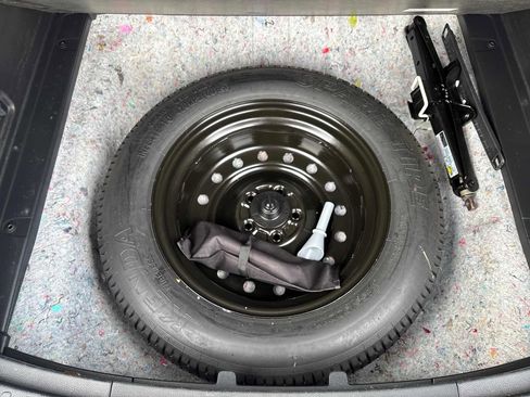 Used 2017 Honda CR-V LX image 24