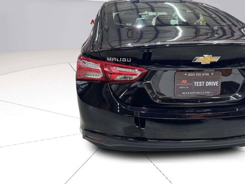 Used 2022 Chevrolet Malibu LT FWD image 14