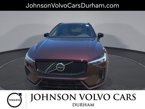 Used 2026 Volvo XC60 B5 Plus w/ Climate Package AWD/4WD image 3