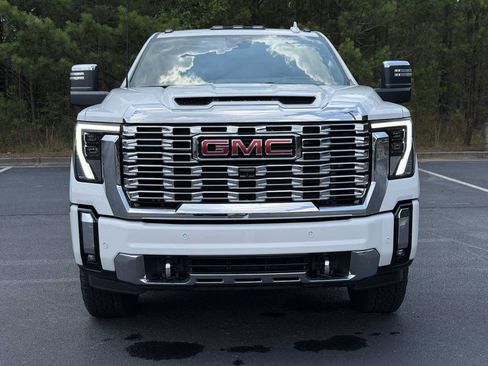 Used 2026 GMC Sierra 2500 Denali w/ Denali Reserve Package AWD/4WD image 11