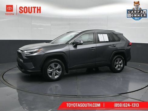 Used 2022 Toyota RAV4 XLE w/ Convenience Package AWD/4WD image 7