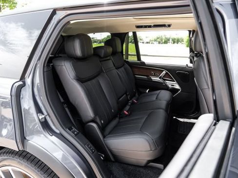 New 2026 Land Rover Range Rover Long Wheelbase SE AWD/4WD image 42