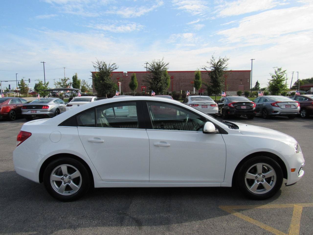 Used 2016 Chevrolet Cruze LT FWD image 7