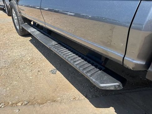 Used 2025 Ford F250 XLT w/ FX4 Off-Road Package AWD/4WD image 9