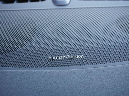 Used 2022 Volvo XC90 T6 Inscription w/ Advanced Package image 70