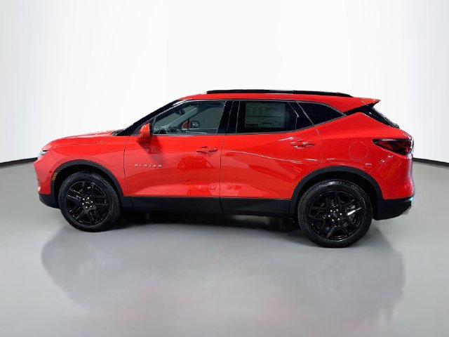 New 2026 Chevrolet Blazer LT w/ Convenience Package AWD/4WD image 11