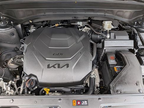 Certified 2022 Kia Telluride S image 33