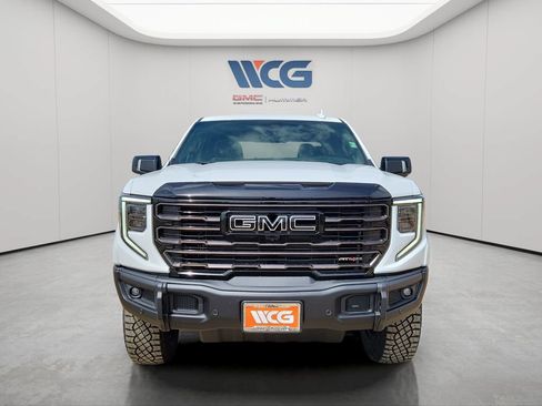 Used 2026 GMC Sierra 1500 AT4X w/ LPO, Black Badging Package AWD/4WD image 6