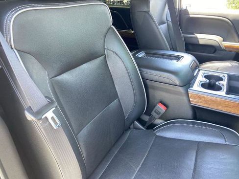 Used 2018 Chevrolet Silverado 2500 High Country w/ Duramax Plus Package AWD/4WD image 23
