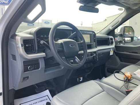 New 2026 Ford F550 4x4 Regular Cab Super Duty image 13