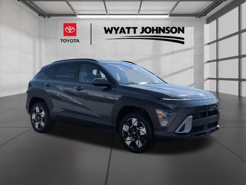 Used 2024 Hyundai Kona SEL AWD/4WD image 6