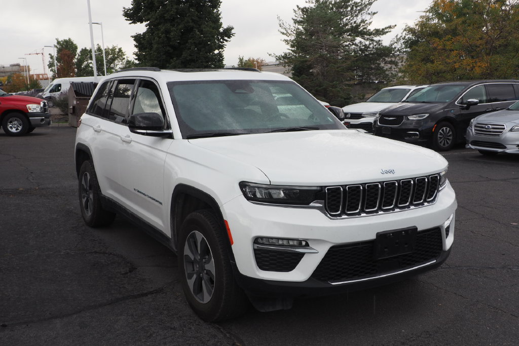 Used 2024 Jeep Grand Cherokee Limited 4xe AWD/4WD image 2