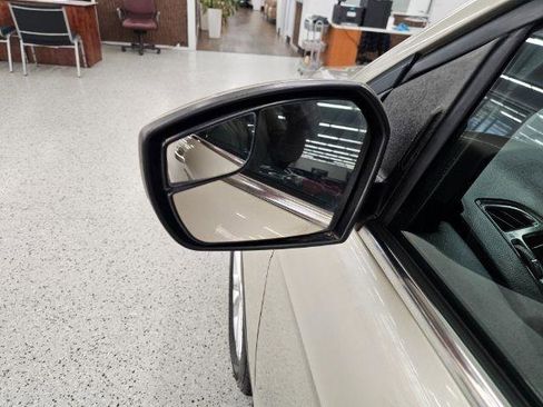 Used 2018 Ford Escape SE image 39