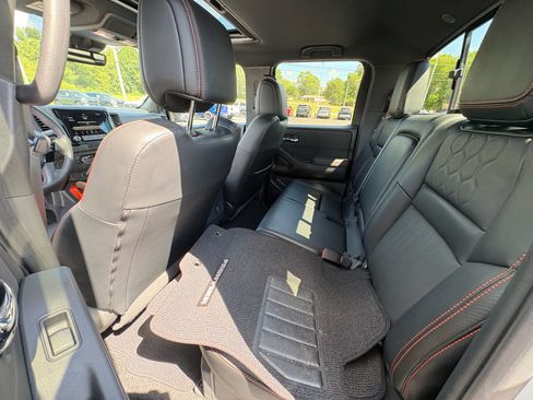 Used 2023 Nissan Frontier Pro-X w/ Pro-X Premium Package RWD image 27