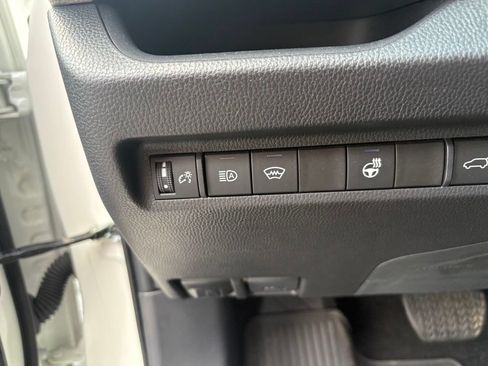 Used 2024 Toyota RAV4 XLE w/ Convenience Package AWD/4WD image 18