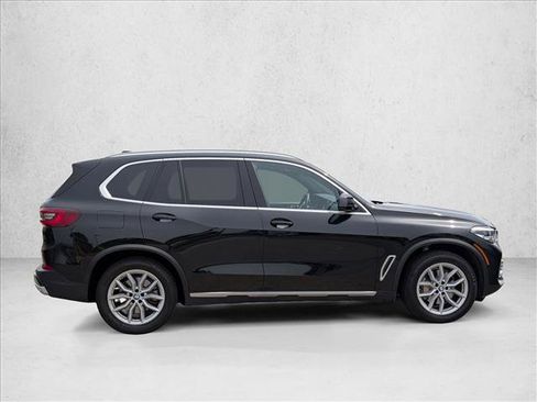 Certified 2023 BMW X5 xDrive40i image 4
