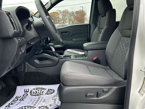 New 2026 Nissan Frontier SV w/ SV Convenience Package image 16