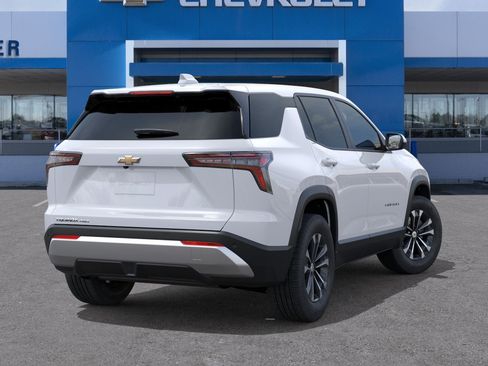 New 2027 Chevrolet Equinox LT w/ LPO, Floor Liner Package AWD/4WD image 28
