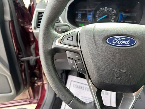 Used 2022 Ford Edge SEL w/ Convenience Package image 32