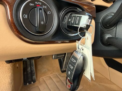 Used 2013 Porsche Boxster image 35