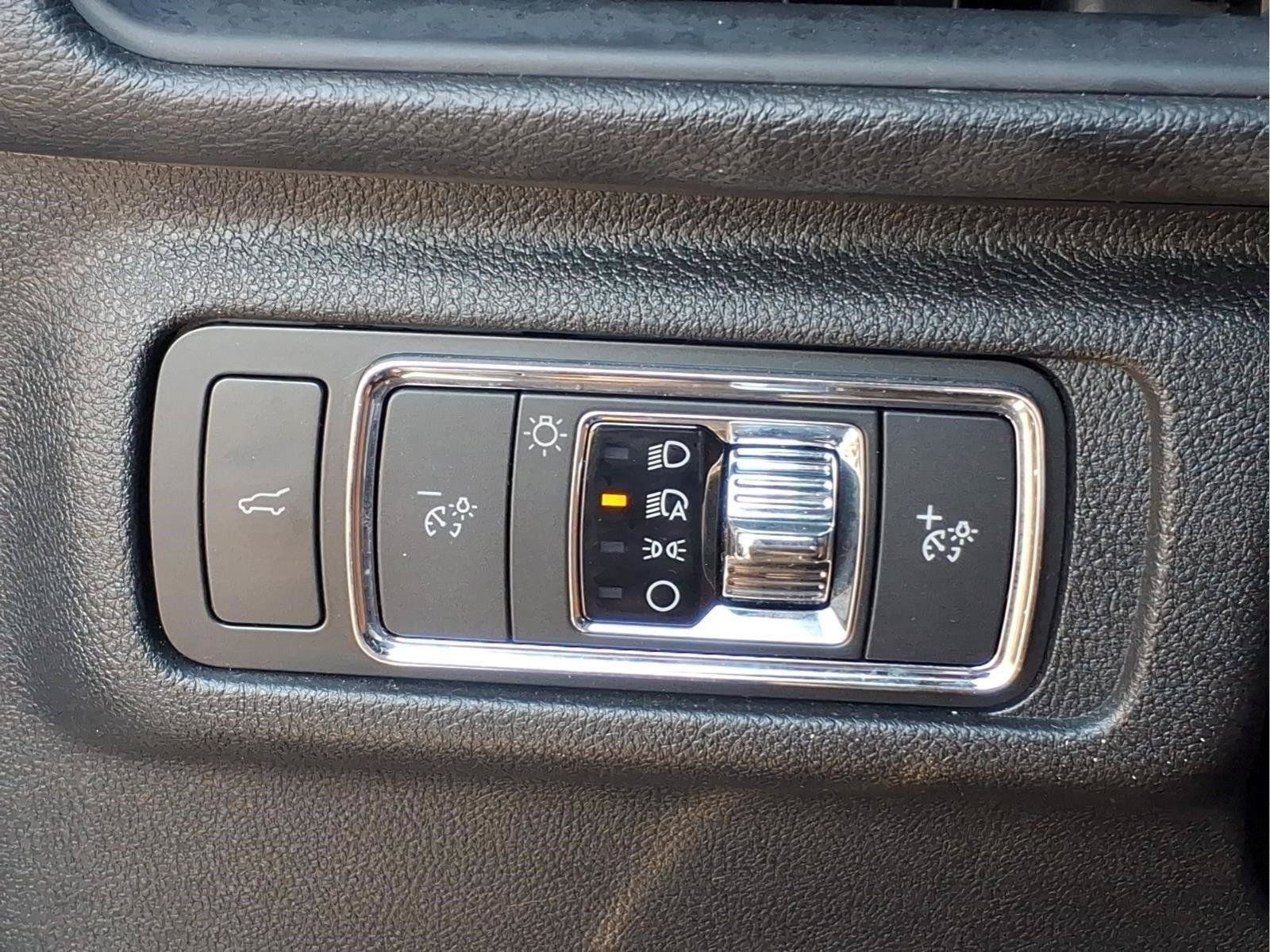 Used 2022 Lincoln Corsair Reserve w/ Elements Package FWD image 20