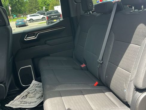 Used 2025 Chevrolet Silverado 1500 LT w/ Protection Package AWD/4WD image 18