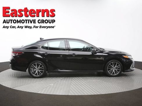 Used 2022 Toyota Camry XLE FWD image 44