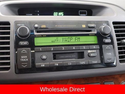 Used 2004 Toyota Camry LE image 22