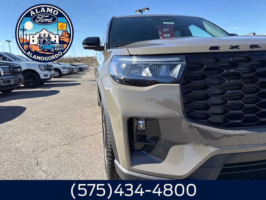 New 2026 Ford Explorer ST-Line w/ ST-Line Street Pack RWD image 22