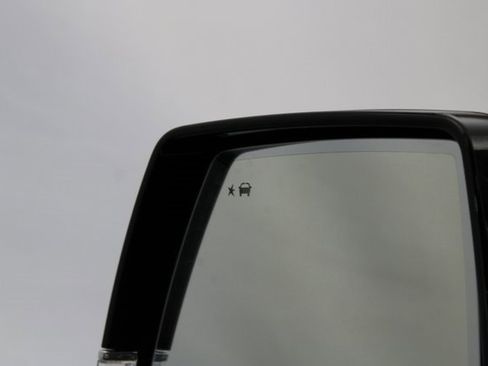 Used 2019 Cadillac Escalade ESV Premium Luxury image 22