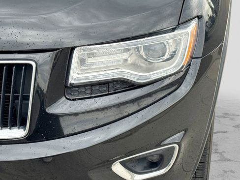 Used 2015 Jeep Grand Cherokee Limited w/ Luxury Group II AWD/4WD image 13