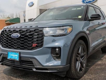 Used 2025 Ford Explorer ST