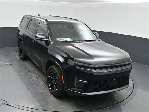 New 2026 Jeep Grand Wagoneer Limited image 39