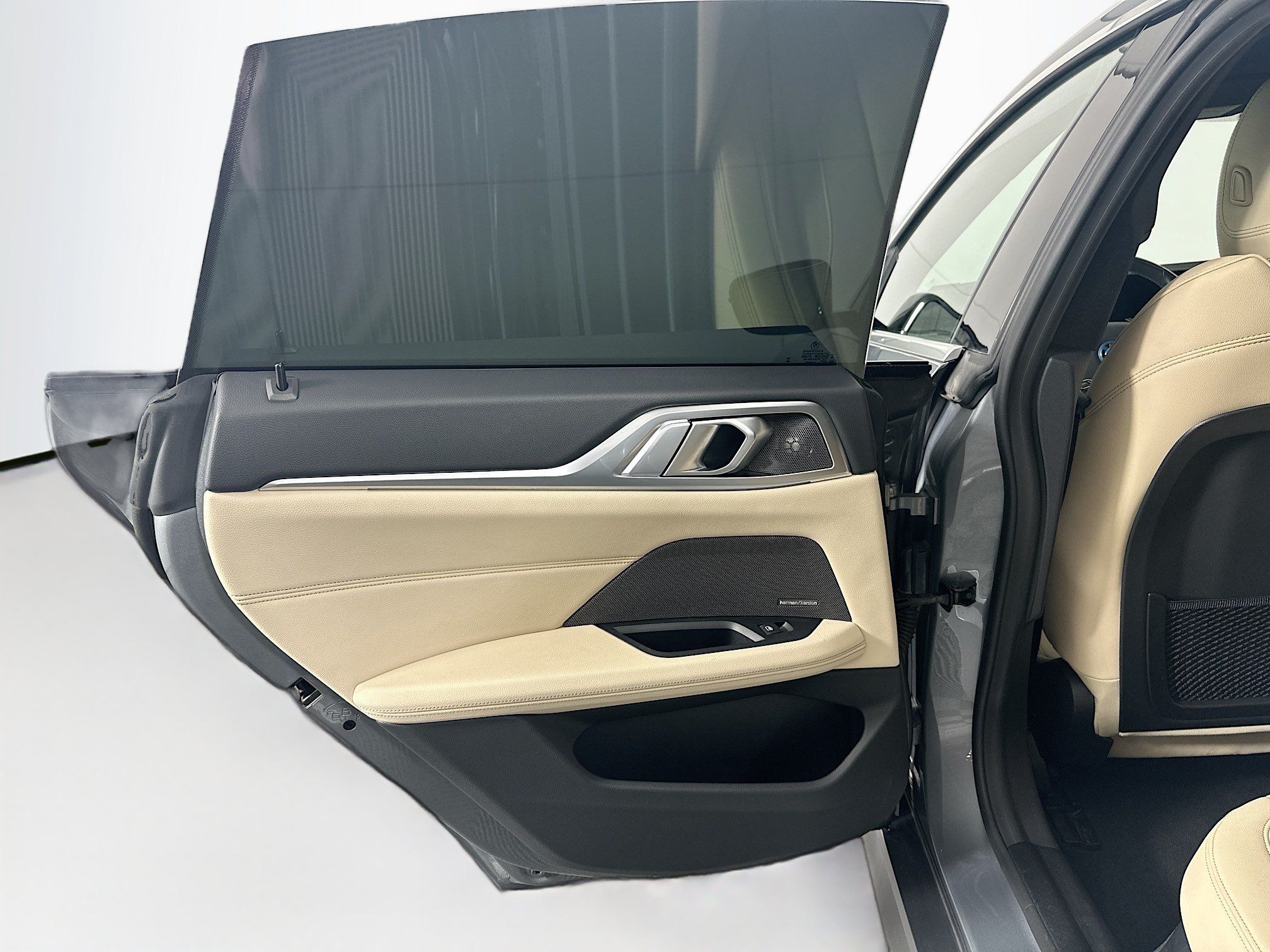 Used 2024 BMW i4 eDrive35 w/ Premium Package RWD image 28