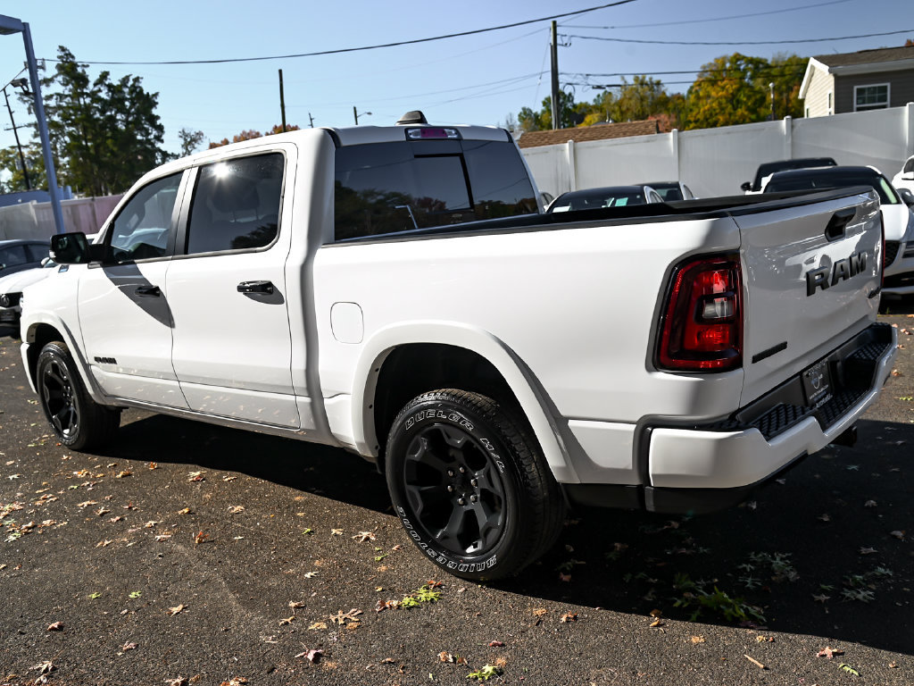 Used 2025 RAM 1500 Big Horn AWD/4WD image 4