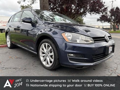 Used 2017 Volkswagen Golf SE image 1