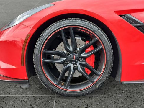 Used 2017 Chevrolet Corvette Stingray Coupe w/ 1LT RWD image 14