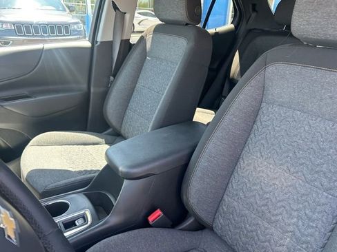Used 2023 Chevrolet Equinox LT FWD image 10