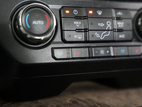 Used 2019 Ford F350 Lariat w/ Lariat Ultimate Package image 30