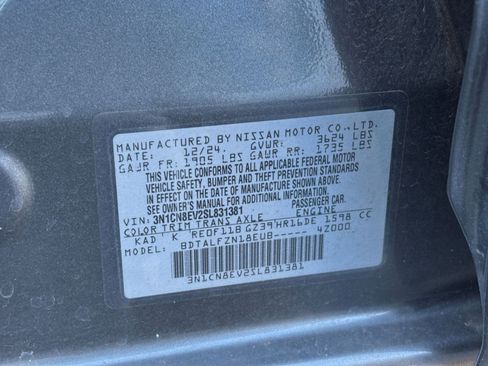 Used 2025 Nissan Versa SV FWD image 27