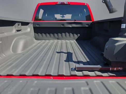 Used 2014 Chevrolet Silverado 1500 LT AWD/4WD image 33