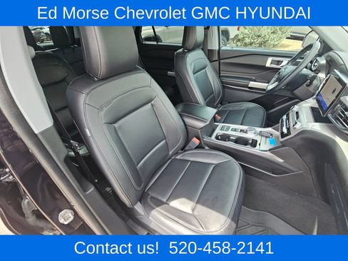 Used 2023 Ford Explorer XLT w/ Equipment Group 202A RWD image 12