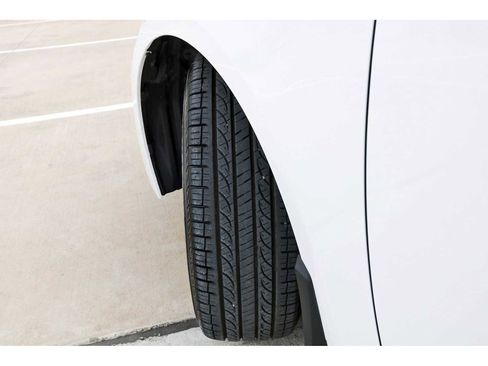 Used 2025 Toyota Corolla XLE image 29