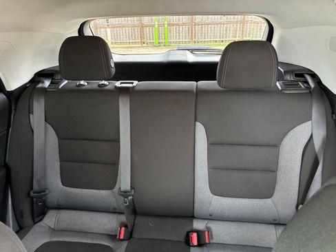 Used 2025 Chevrolet TrailBlazer LT FWD image 32