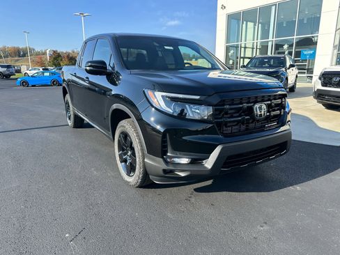 New 2026 Honda Ridgeline Black Edition image 2