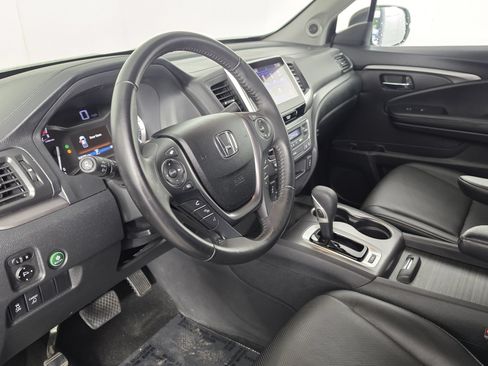 Used 2019 Honda Ridgeline RTL-T image 12