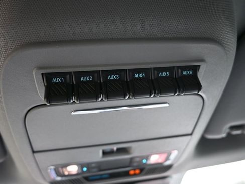 Used 2024 Ford F350 Lariat w/ Lariat Ultimate Package image 32