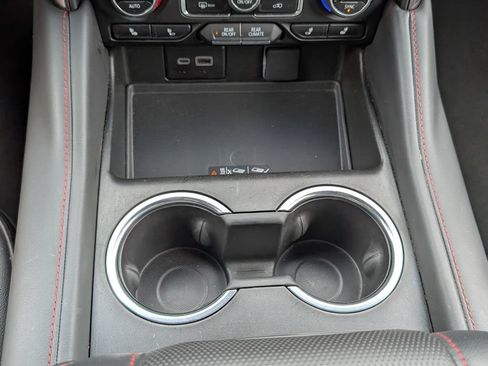 Used 2024 Chevrolet Suburban RST RWD image 10